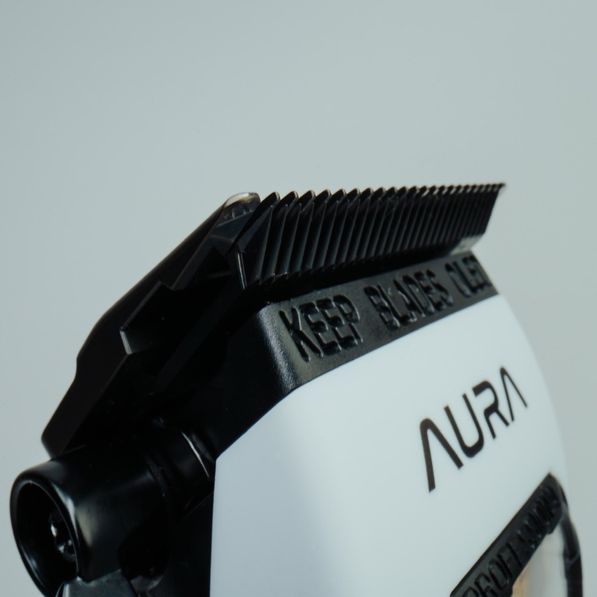 AURA Professional Clipper
